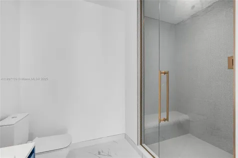 2655 S Bayshore Coconut Grove FL 33133