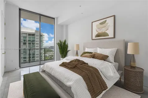 2655 S Bayshore Coconut Grove FL 33133