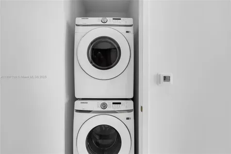 2655 S Bayshore Coconut Grove FL 33133
