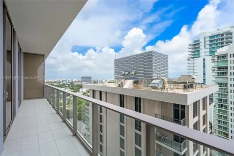 2655 S Bayshore Coconut Grove FL 33133