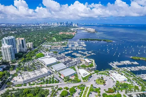 2655 S Bayshore Coconut Grove FL 33133