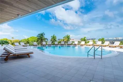 2655 S Bayshore Coconut Grove FL 33133