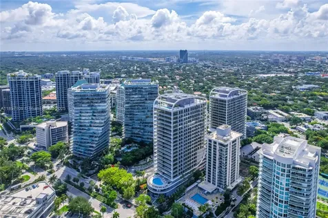 2655 S Bayshore Coconut Grove FL 33133