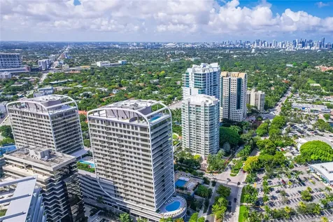 2655 S Bayshore Coconut Grove FL 33133