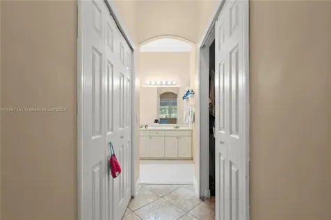 21551 SW 187th Avenue Miami FL 33187