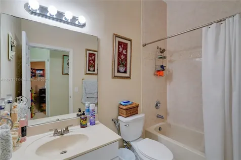 21551 SW 187th Avenue Miami FL 33187