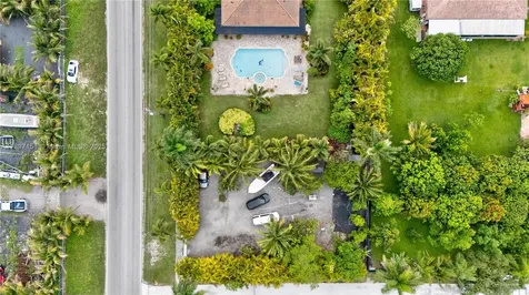 21551 SW 187th Avenue Miami FL 33187