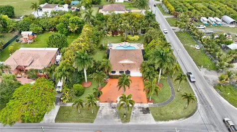 21551 SW 187th Avenue Miami FL 33187