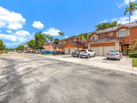 1061 NW 100th Avenue Pembroke Pines FL 33024