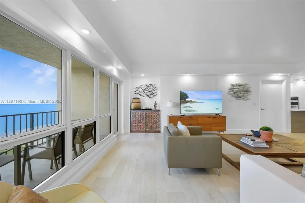 5000 N Ocean Boulevard Lauderdale By The Sea FL 33308