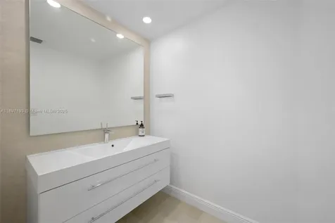 5000 N Ocean Boulevard Lauderdale By The Sea FL 33308