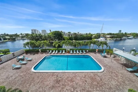 401 Golden Isles Drive Hallandale Beach FL 33009