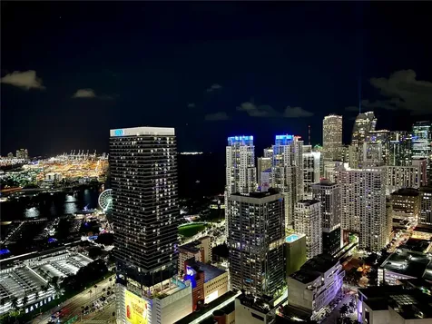 159 NE 6th Street Miami FL 33132
