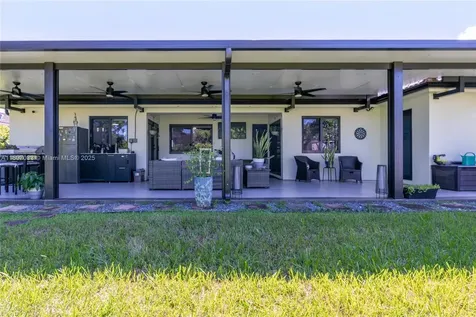 11381 SW 247th Terrace Homestead FL 33032