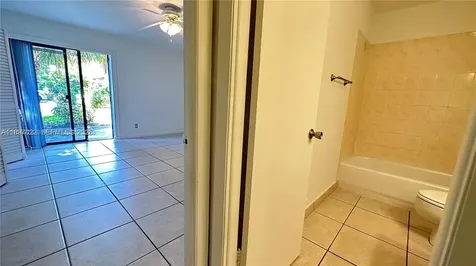 4091 Sierra Te Sunrise FL 33351