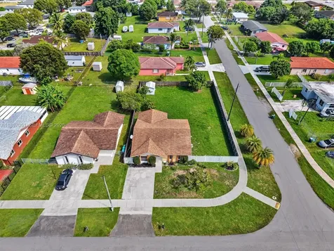 17995 SW 105th Avenue Miami FL 33157