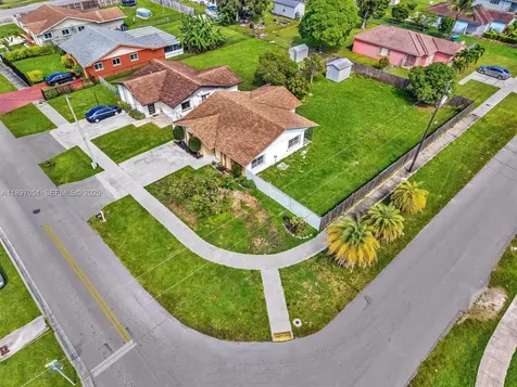 17995 SW 105th Avenue Miami FL 33157