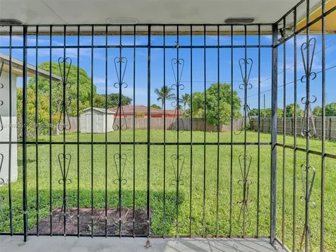 17995 SW 105th Avenue Miami FL 33157