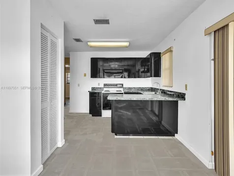 17995 SW 105th Avenue Miami FL 33157
