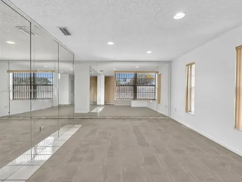 17995 SW 105th Avenue Miami FL 33157