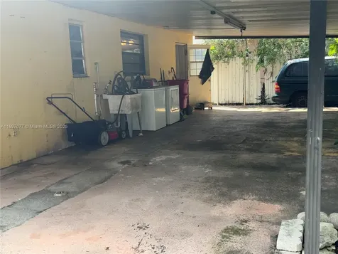 6261 SW 6th Street Miami FL 33144