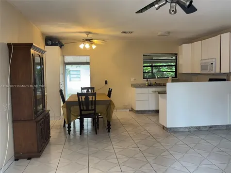 6261 SW 6th Street Miami FL 33144