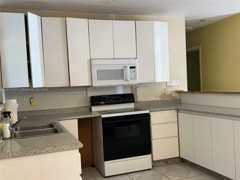 6261 SW 6th Street Miami FL 33144