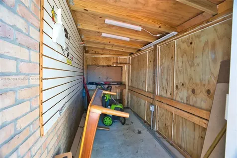 1419 14th Court Palm Beach Gardens FL 33410