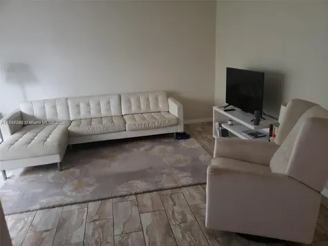 8040 Tatum Waterway Drive Miami Beach FL 33141