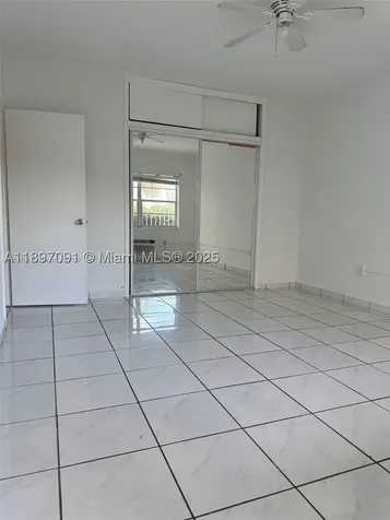 8040 Tatum Waterway Drive Miami Beach FL 33141