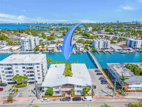 8040 Tatum Waterway Drive Miami Beach FL 33141