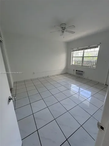8040 Tatum Waterway Drive Miami Beach FL 33141