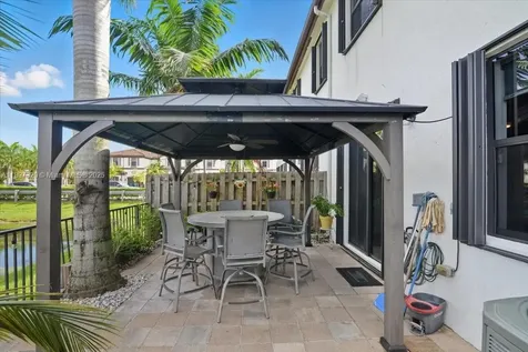 8929 NW 183rd Street Hialeah FL 33018