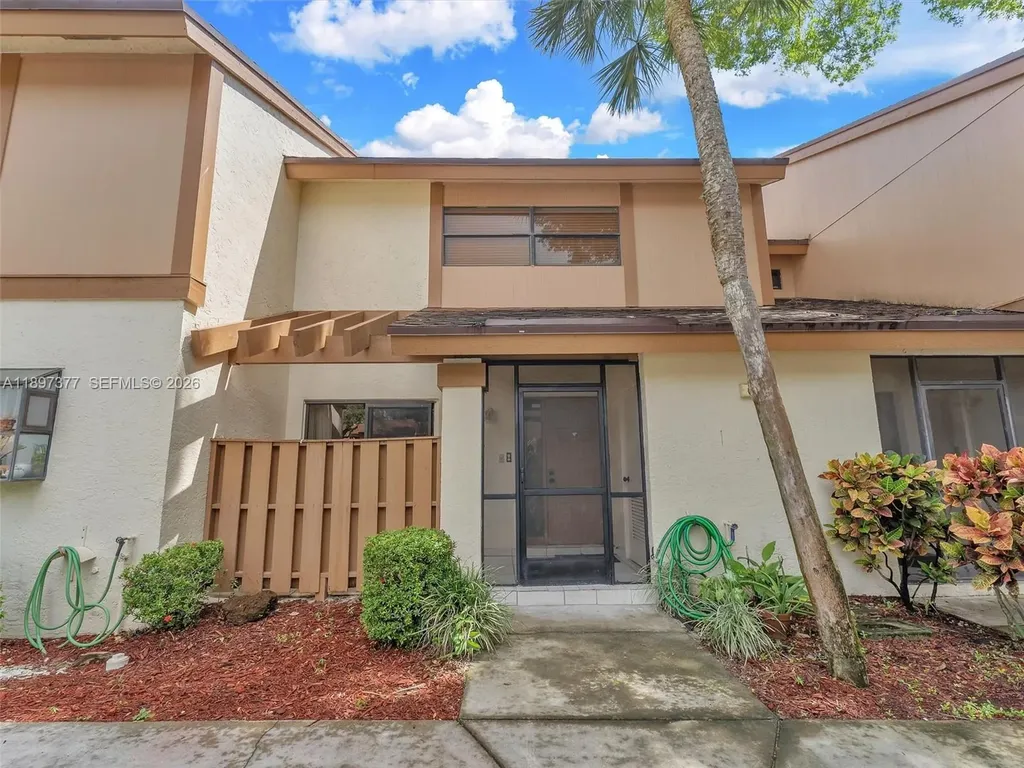 3065 NW 48th Avenue Coconut Creek FL 33063