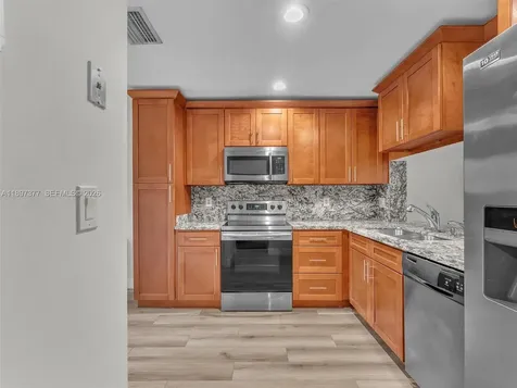 3065 NW 48th Avenue Coconut Creek FL 33063