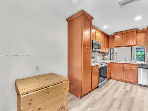 3065 NW 48th Avenue Coconut Creek FL 33063