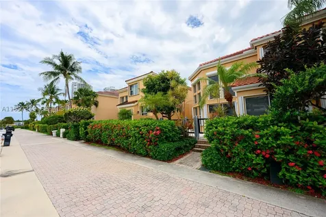 3699 NE 208th Terrace Aventura FL 33180