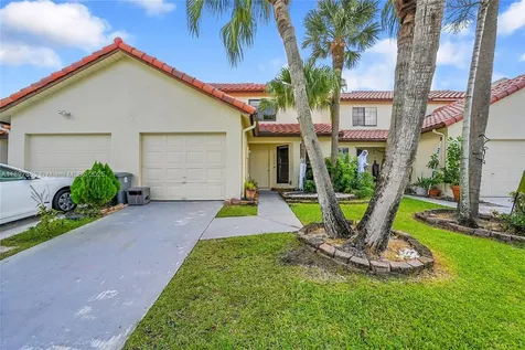 18578 Woodstream Drive Boca Raton FL 33498