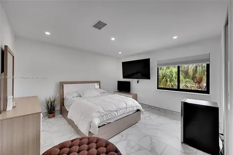 18578 Woodstream Drive Boca Raton FL 33498