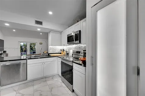 18578 Woodstream Drive Boca Raton FL 33498