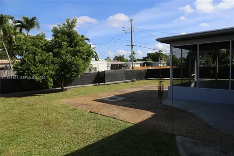 4233 Washington Street Hollywood FL 33021