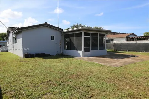 4233 Washington Street Hollywood FL 33021