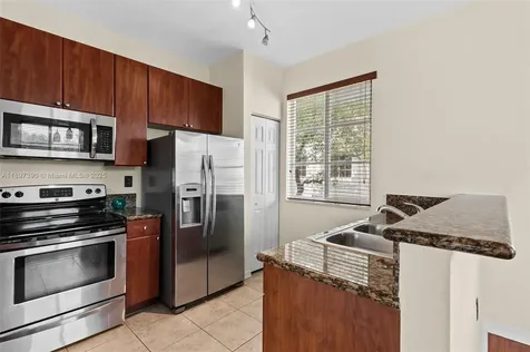 12421 SW 50th Court Miramar FL 33027