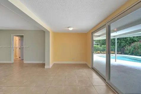 1221 Singer Drive Singer Island FL 33404