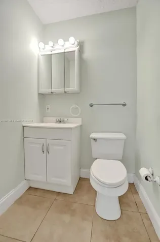 1221 Singer Drive Singer Island FL 33404