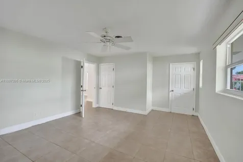 1221 Singer Drive Singer Island FL 33404