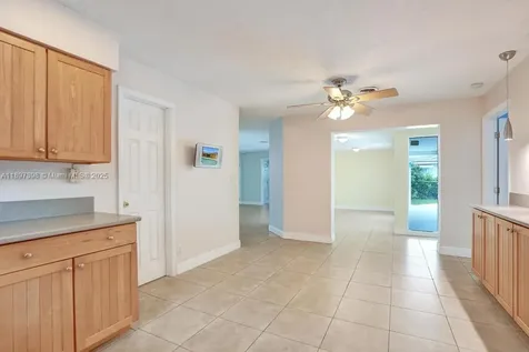 1221 Singer Drive Singer Island FL 33404