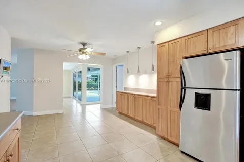 1221 Singer Drive Singer Island FL 33404