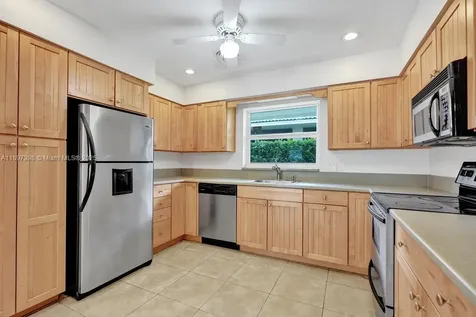 1221 Singer Drive Singer Island FL 33404