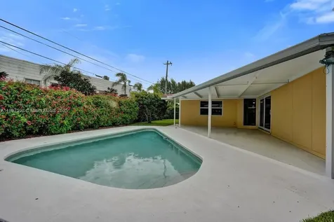 1221 Singer Drive Singer Island FL 33404